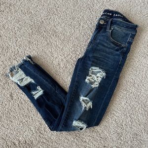 American Eagle Outfitters Next Level Stretch Size 2 Distressed Crop Jeggings